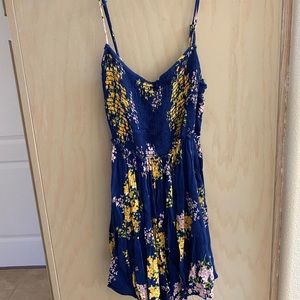 Blue floral print ruched dress